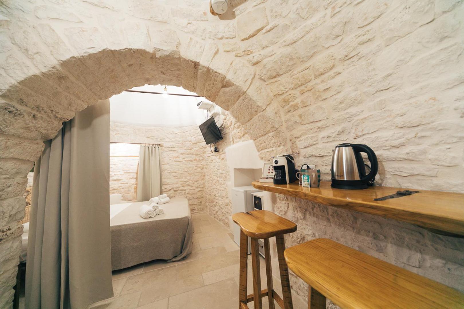 Trullo Arboris Villa Alberobello Room photo